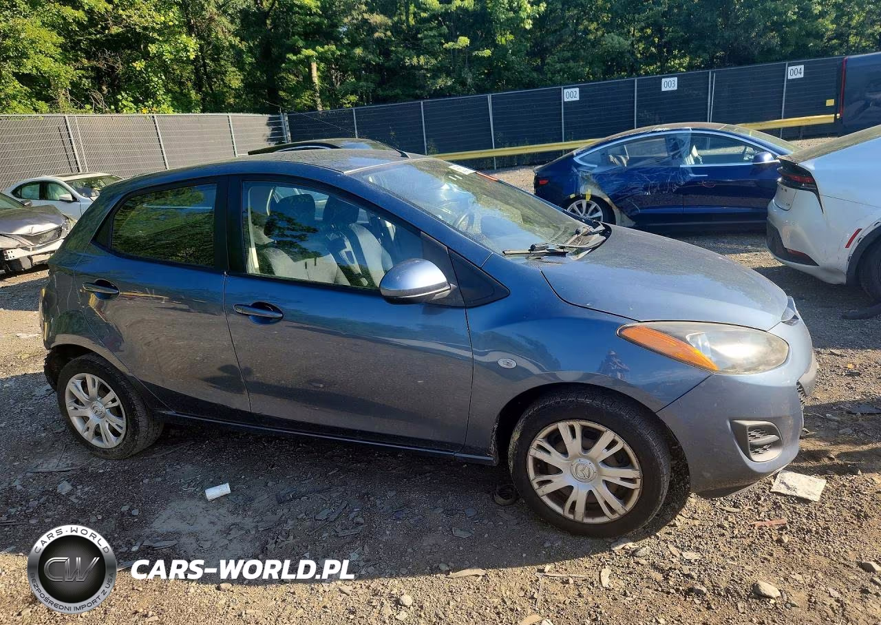 2014 Mazda Mazda2 Sport VIN:JM1DE1KZ0E0171231 - 4