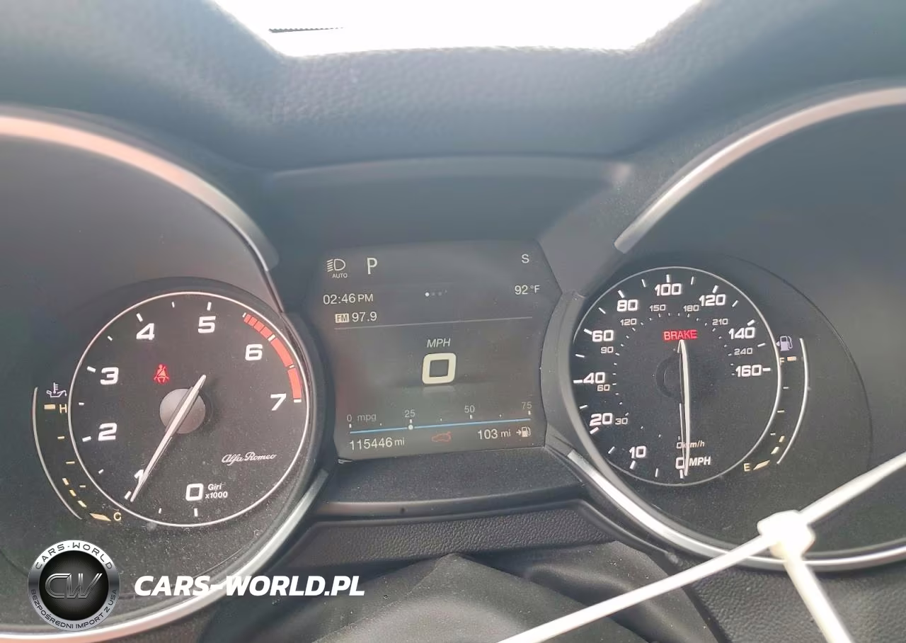 2019 Alfa Romeo Stelvio Base-Sprint-Intensa VIN:ZASPAJAN5K7C40822 - 9