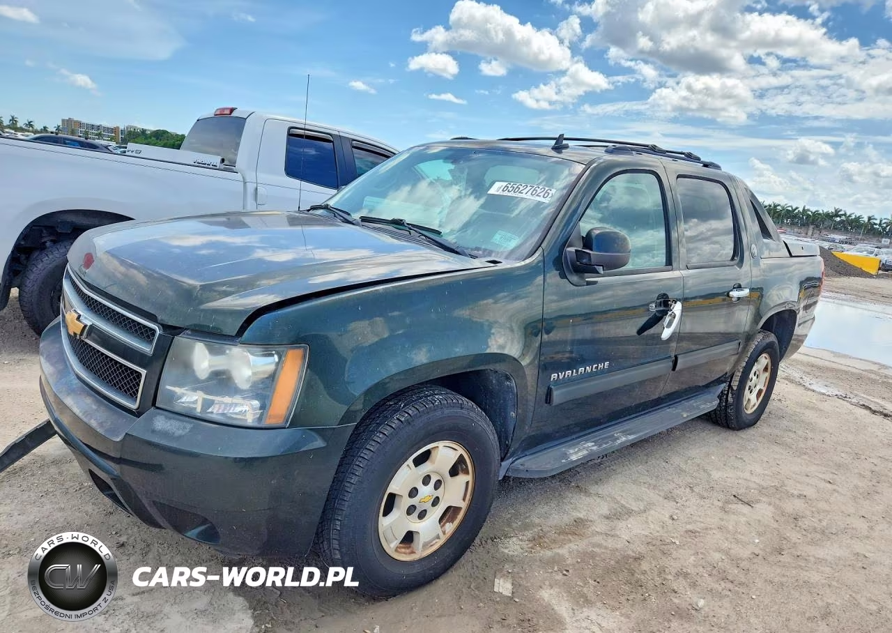 2013 Chevrolet Avalanche Ls – zdjęcie 1 z 12