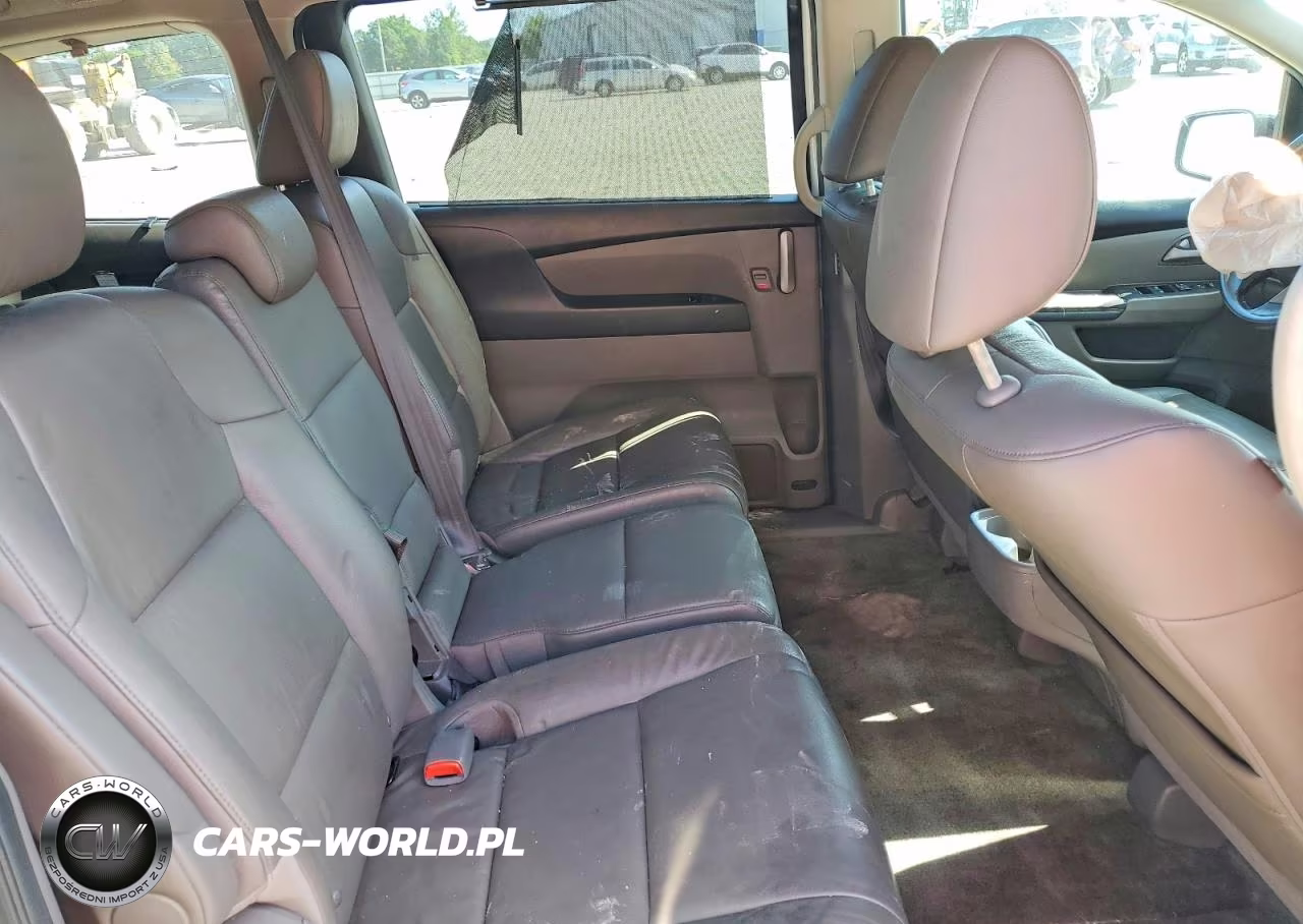 2013 Honda Odyssey Touring VIN:5FNRL5H97DB007744 - 11