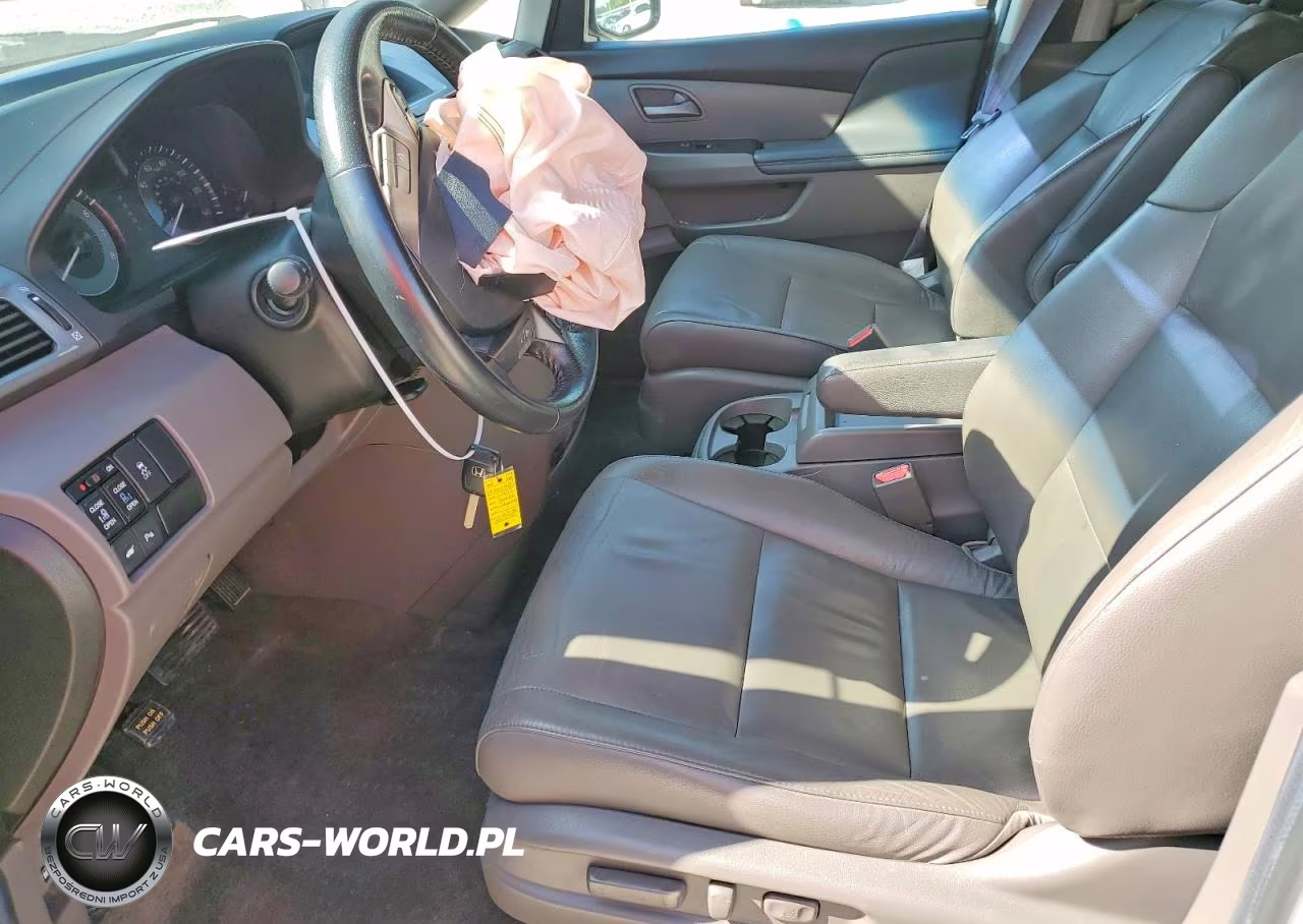 2013 Honda Odyssey Touring VIN:5FNRL5H97DB007744 - 7