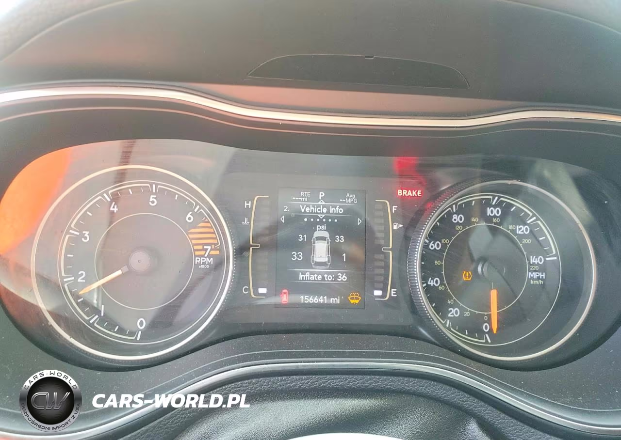 2019 Jeep Cherokee Latitude VIN:1C4PJLCB4KD187247 - 9