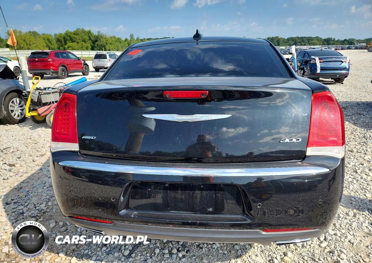 2016 Chrysler 300 Limited VIN:2C3CCARG6GH262044 - 6