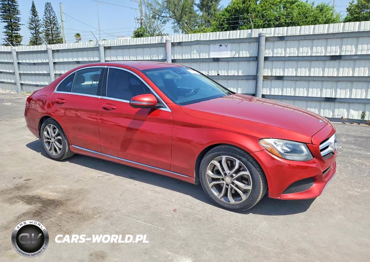 2016 Mercedes-Benz C 300 VIN:55SWF4JB3GU123995 - 4