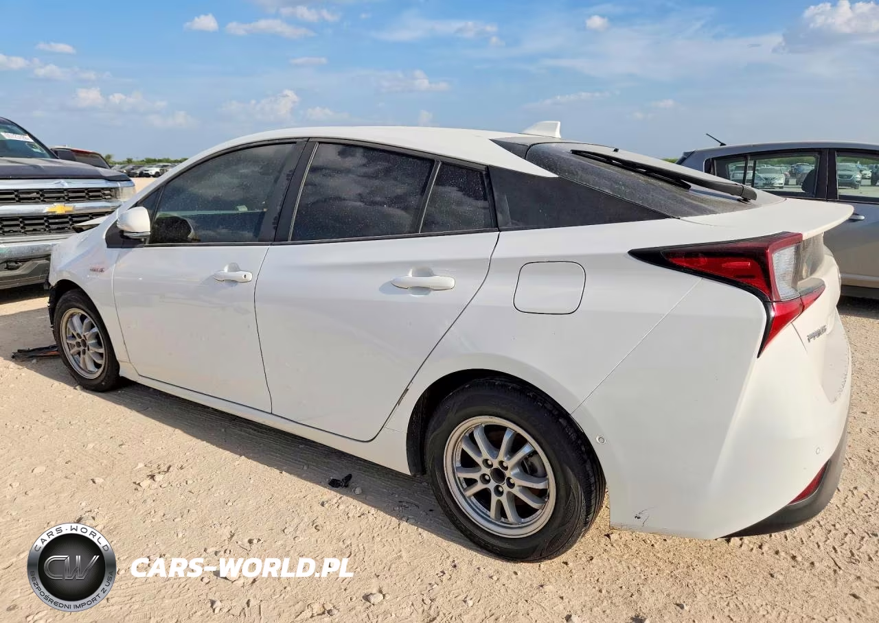 2021 Toyota Prius Le VIN:JTDKAMFU0M3148242 - 2