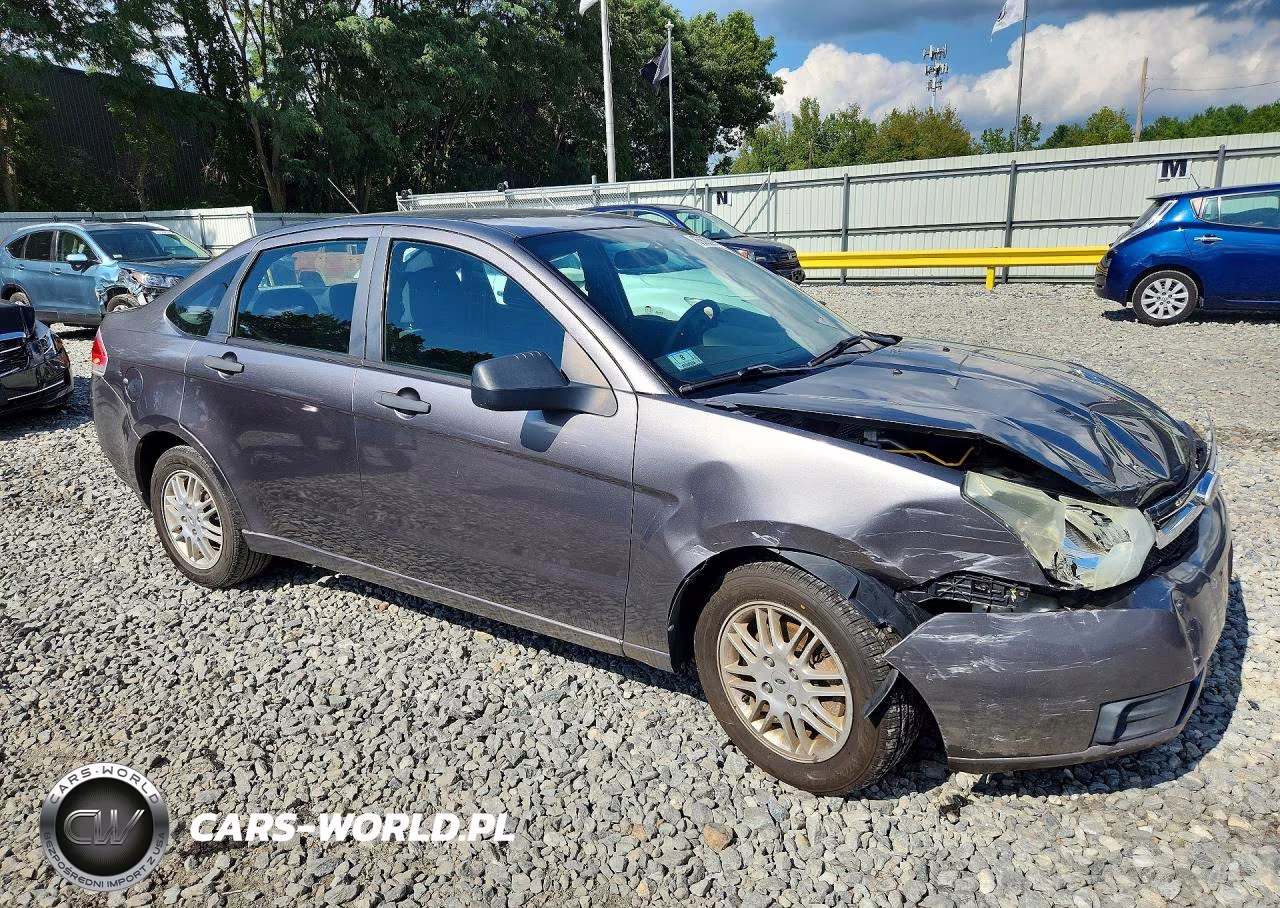 2010 Ford Focus Se VIN:1FAHP3FN0AW298315 - 4