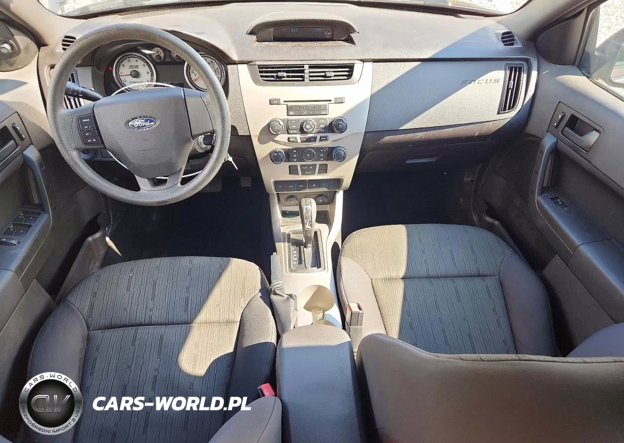 2010 Ford Focus Se VIN:1FAHP3FN0AW298315 - 8