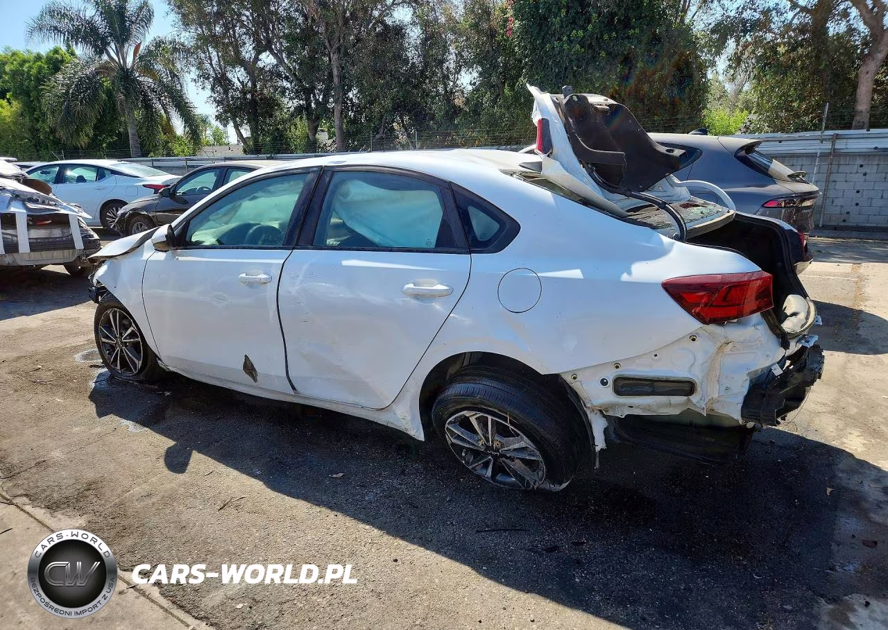 2024 Kia Forte Lxs VIN:3KPF24AD4RE825752 - 2
