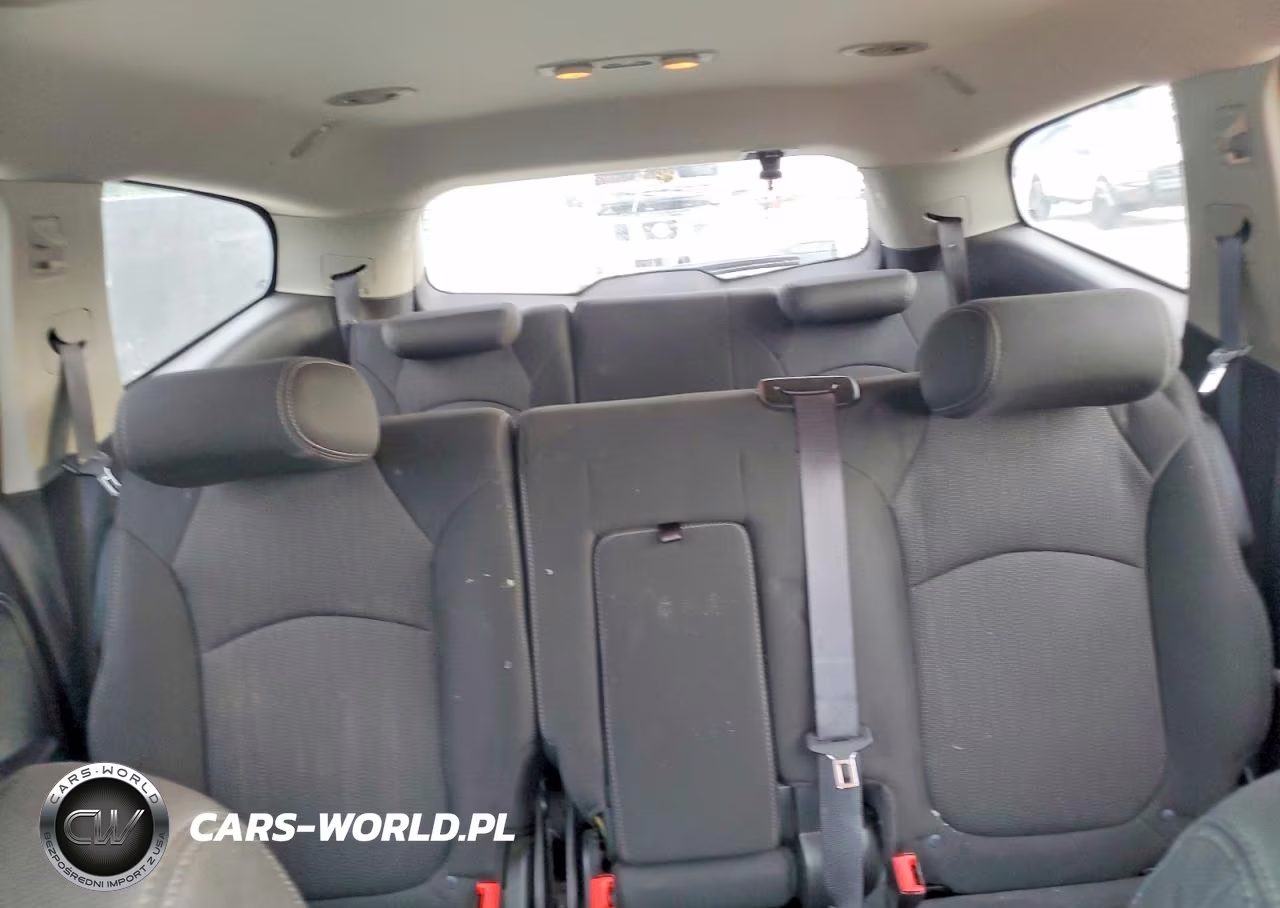 2013 Chevrolet Traverse Lt VIN:1GNKRGKD8DJ188152 - 10