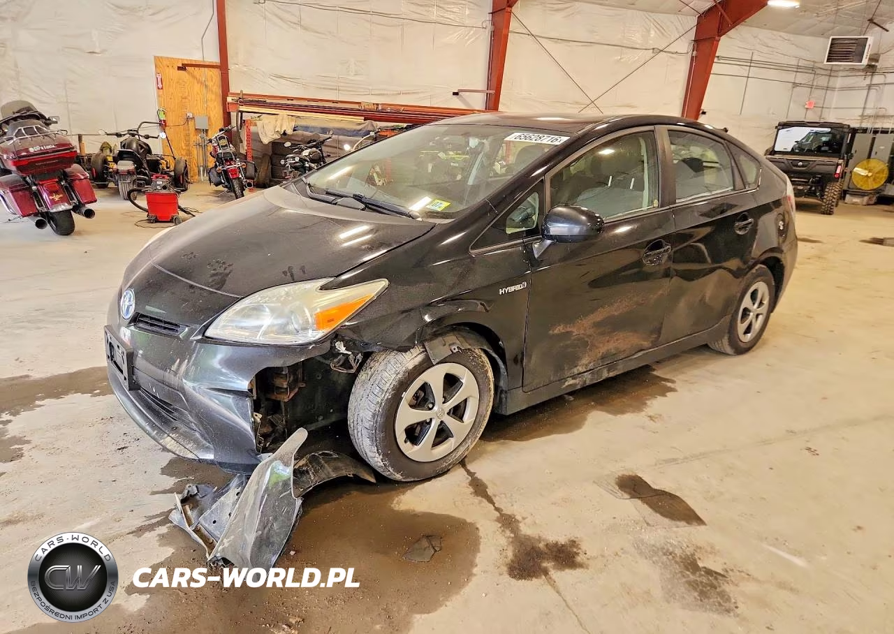 2015 Toyota Prius Two – zdjęcie 1 z 12