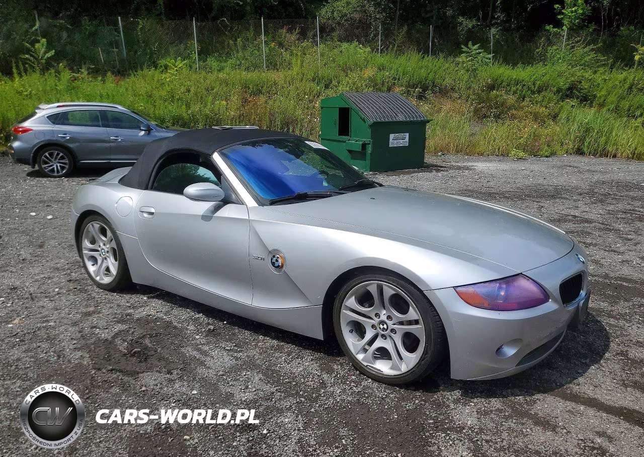 2004 BMW Z4 3.0 VIN:4USBT53584LT26762 - 4