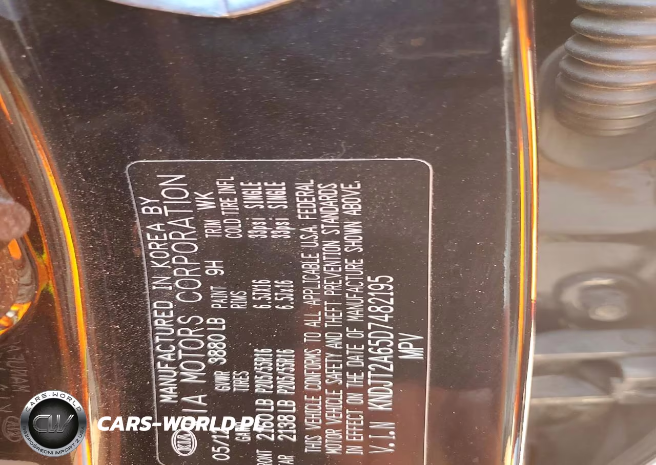 2013 Kia Soul + VIN:KNDJT2A65D7482195 - 13
