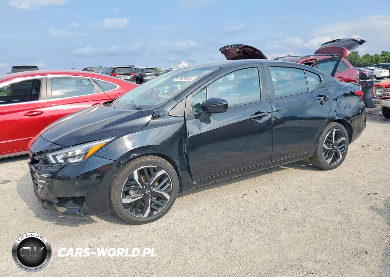 2025 Nissan Versa Sr – zdjęcie 1 z 12