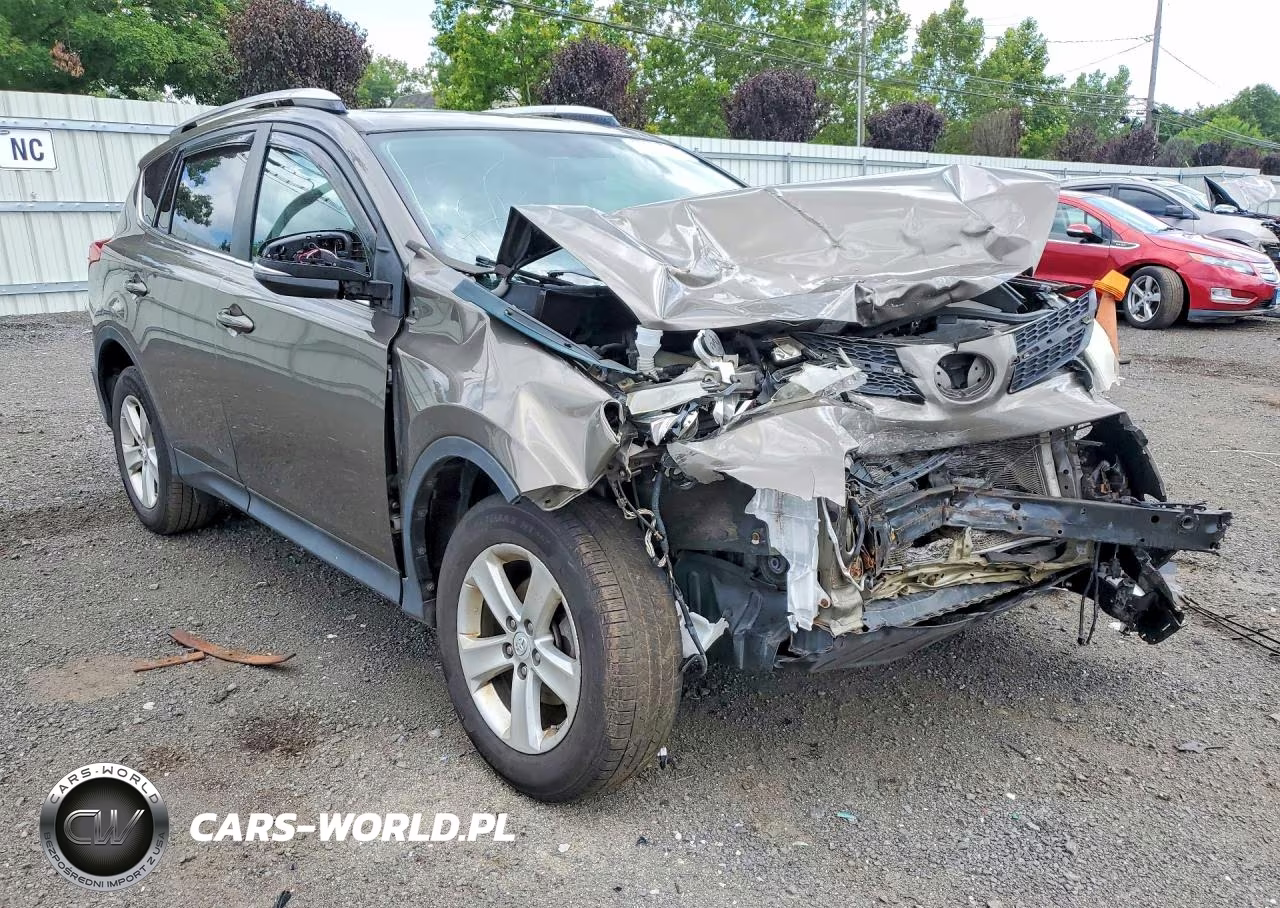 2014 Toyota Rav4 Xle VIN:2T3RFREV4EW156124 - 4