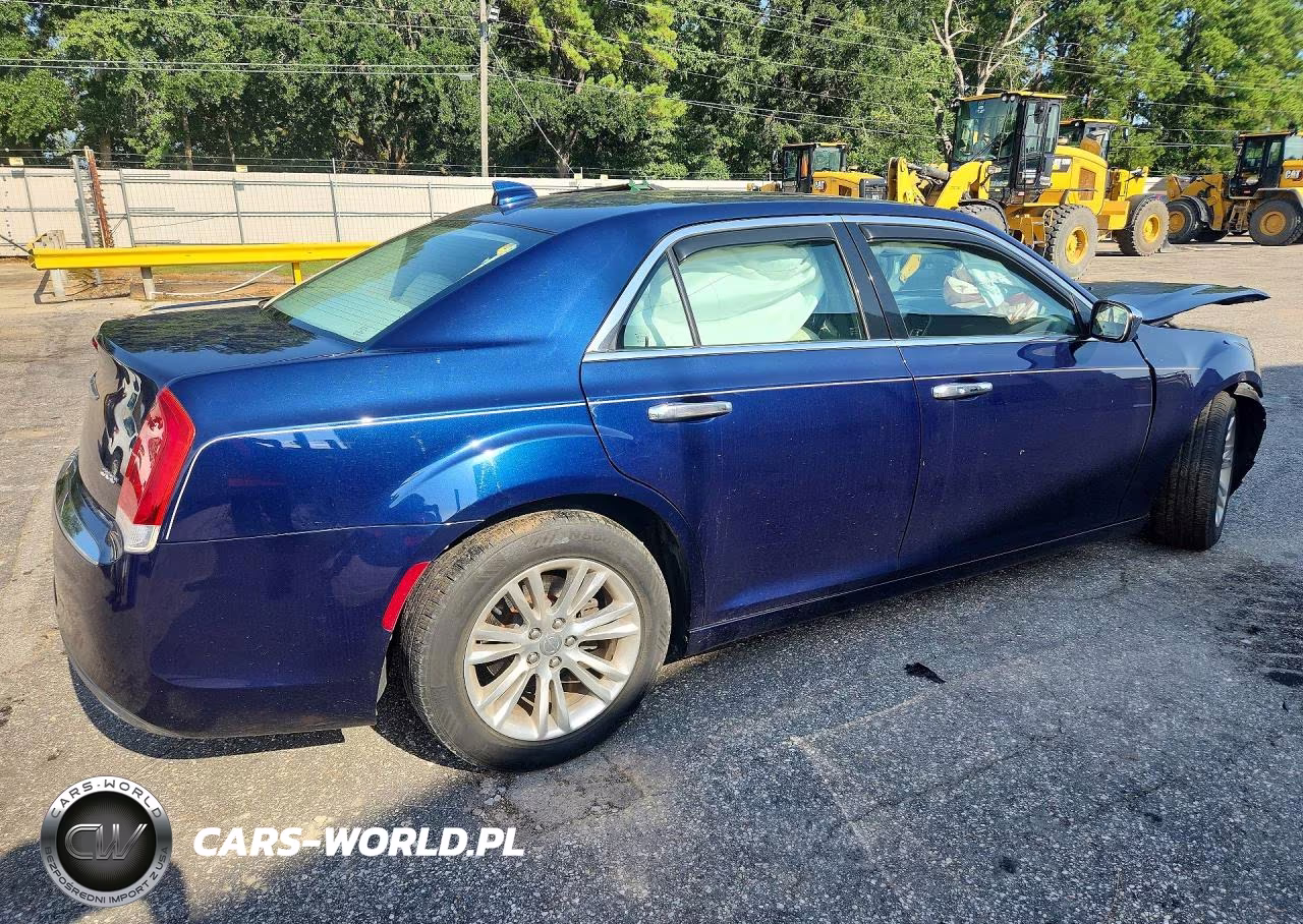 2016 Chrysler 300 Limited VIN:2C3CCAAG6GH295797 - 3