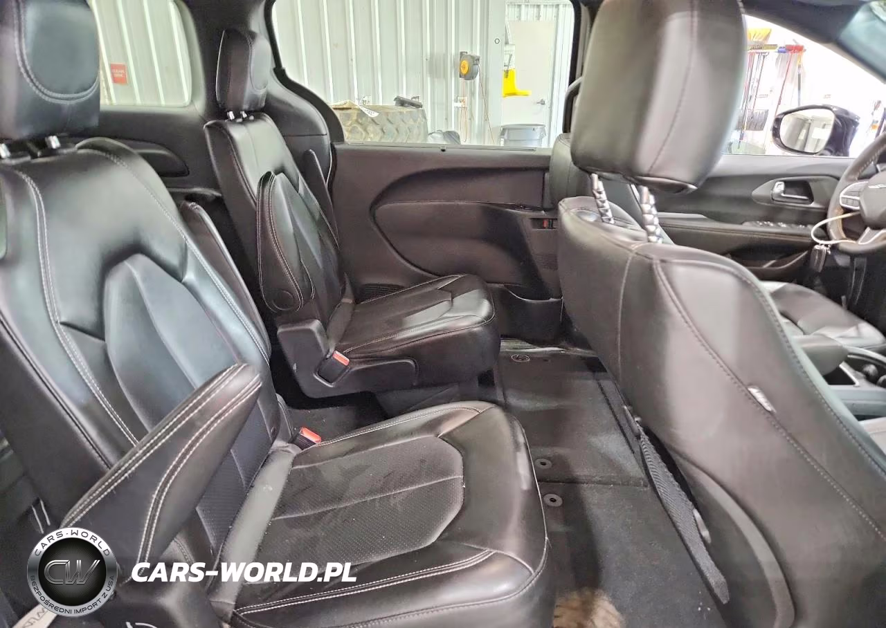 2025 Chrysler Voyager Lx VIN:2C4RC1CG8SR517536 - 11