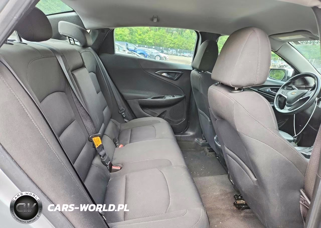 2018 Chevrolet Malibu Lt VIN:1G1ZD5ST4JF153035 - 10