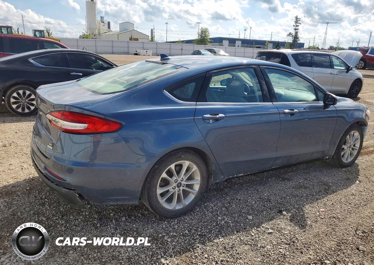 2019 Ford Fusion Se VIN:3FA6P0HD2KR248224 - 3