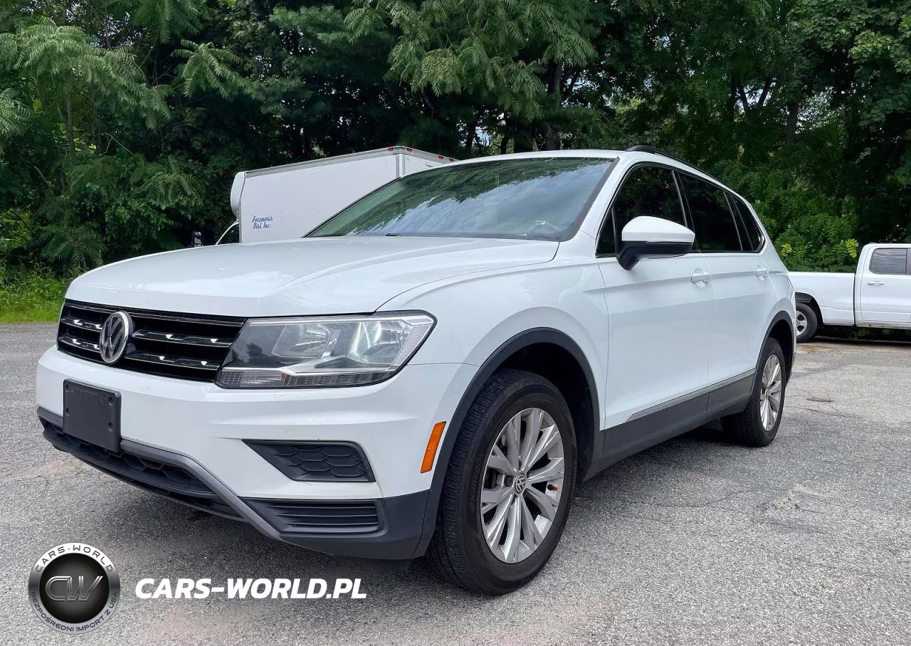 2018 Volkswagen Tiguan Se VIN:3VV2B7AX2JM071188 - 2