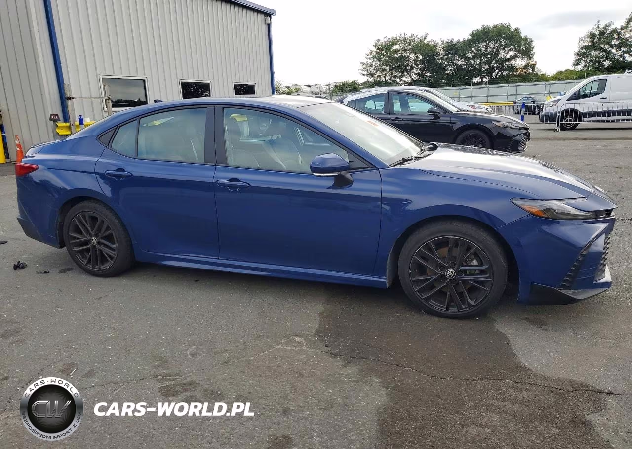 2025 Toyota Camry Se VIN:4T1DAACKXSU165577 - 4