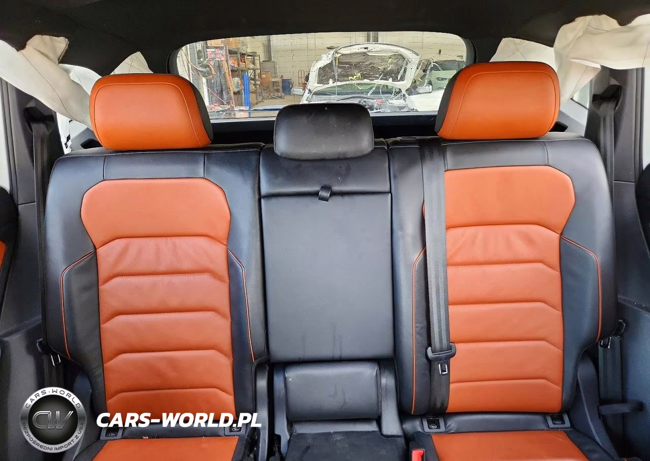 2020 Volkswagen Tiguan Sel Premium R-Line VIN:3VV4B7AX6LM160192 - 10