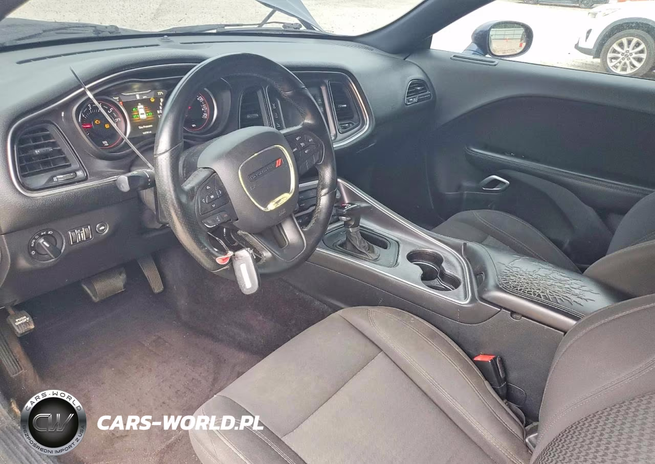 2017 Dodge Challenger Sxt VIN:2C3CDZAG0HH598121 - 8