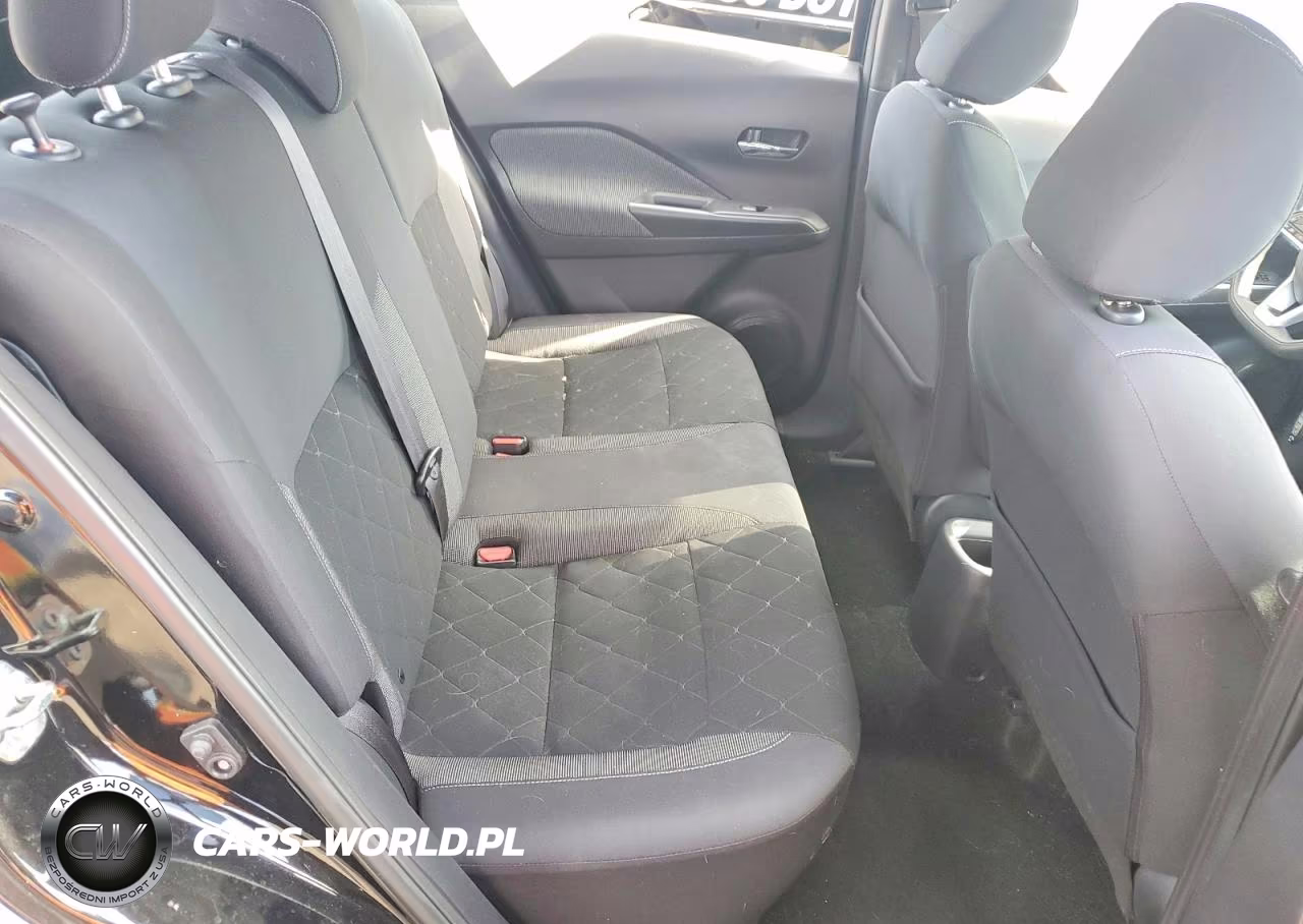 2019 Nissan Kicks Sv VIN:3N1CP5CU9KL552948 - 10