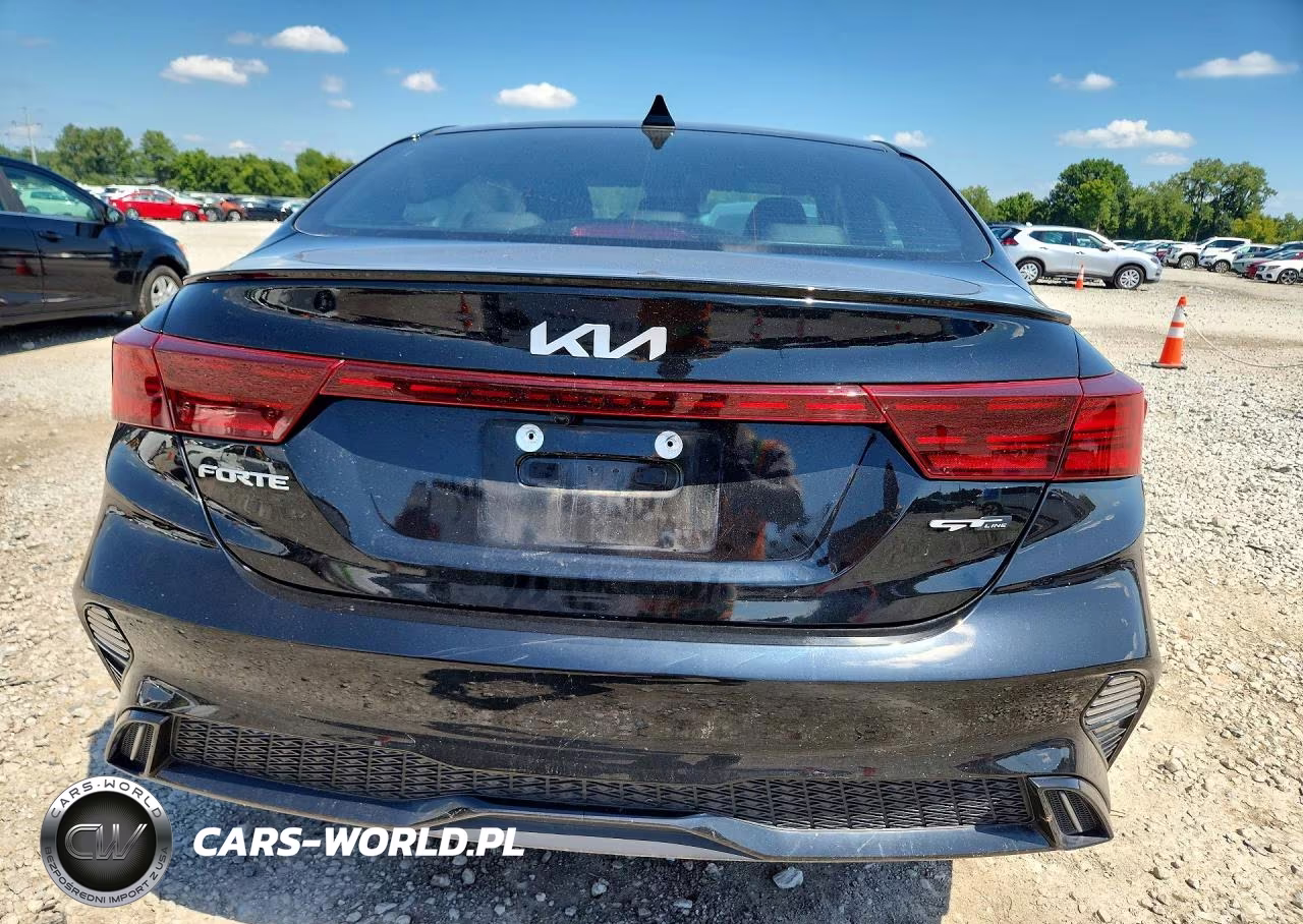 2023 Kia Forte Gt Line VIN:3KPF54AD3PE640144 - 6