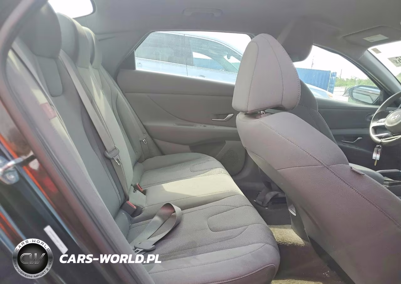 2025 Hyundai Elantra Se VIN:KMHLL4DG7SU889907 - 10