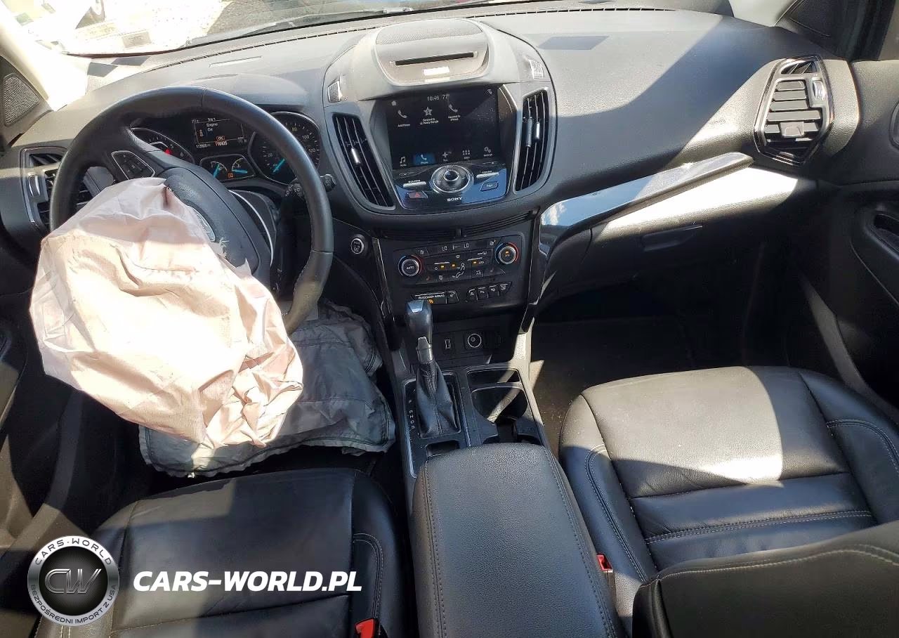 2017 Ford Escape Titanium VIN:1FMCU9J97HUE83148 - 8