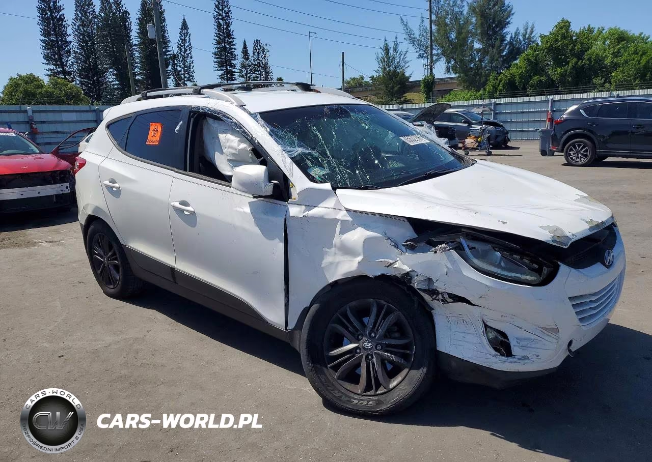 2014 Hyundai Tucson Se VIN:KM8JU3AG4EU931425 - 4