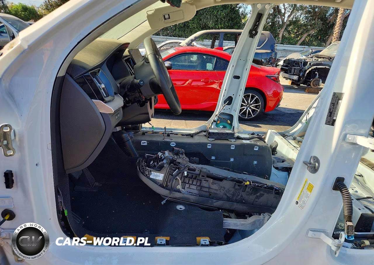 2025 Volvo Xc90 Ultra VIN:YV4H60PG5S1365658 - 7
