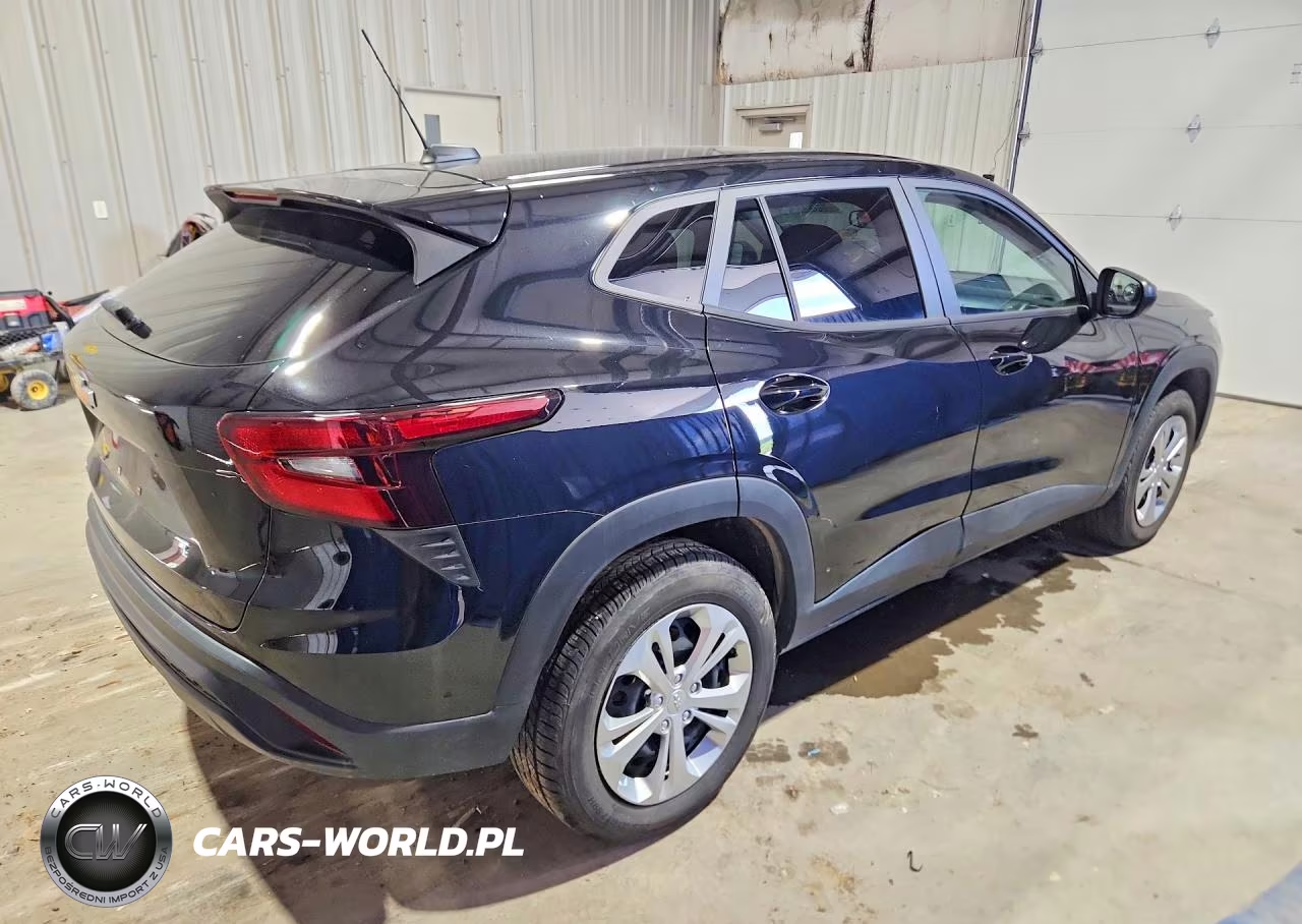 2024 Chevrolet Trax Ls VIN:KL77LFE27RC233692 - 3