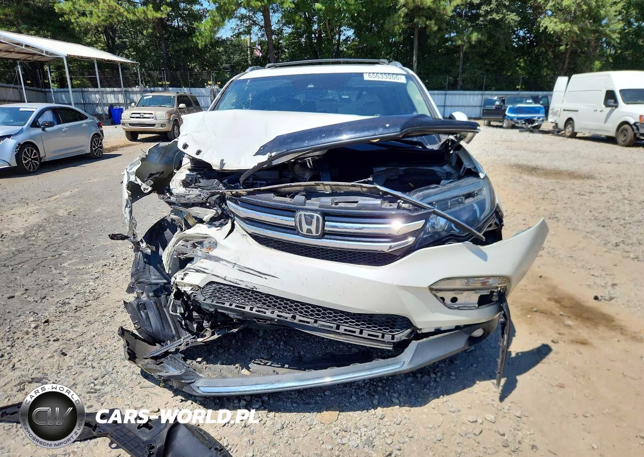 2017 Honda Pilot Touring VIN:5FNYF6H94HB043986 - 5