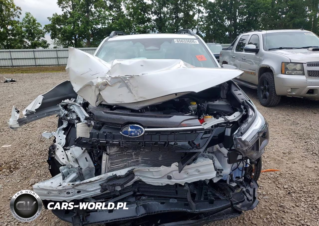 2025 Subaru Forester Premium VIN:JF2SLDDC8SH610326 - 5