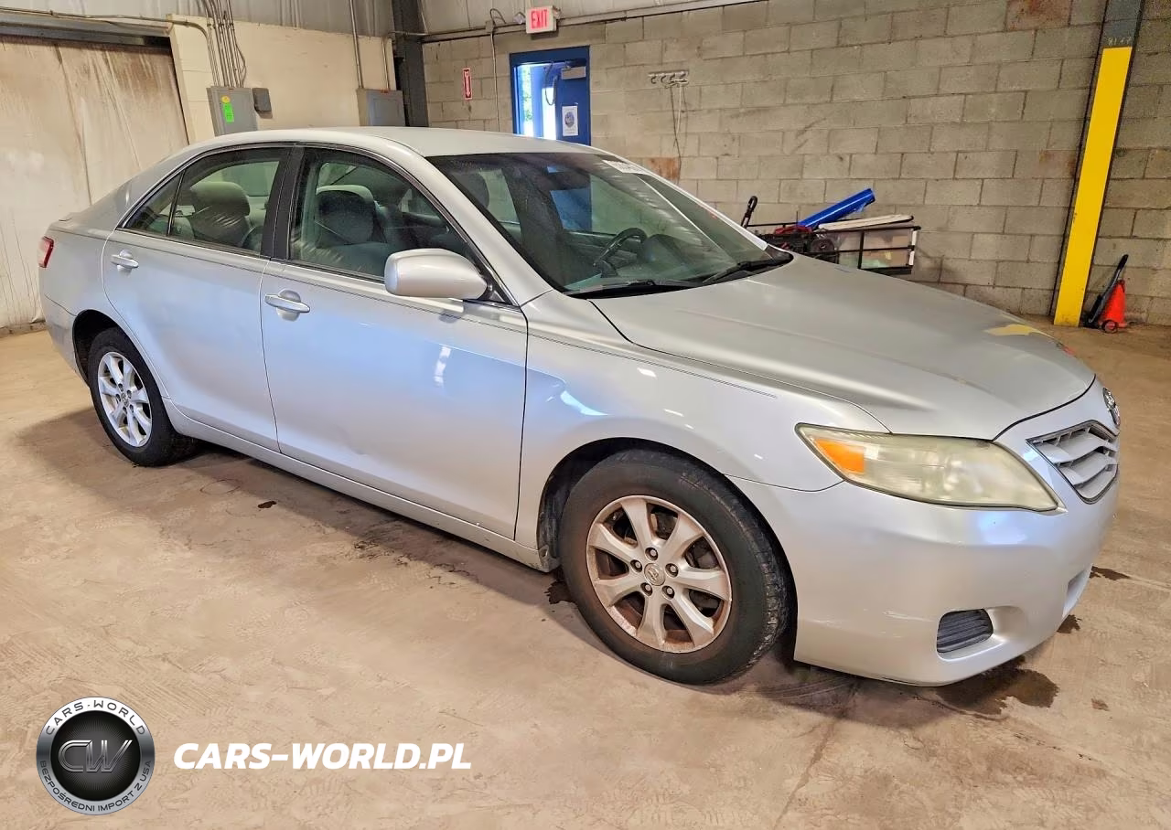 2011 Toyota Camry Le VIN:4T1BF3EK9BU662704 - 4
