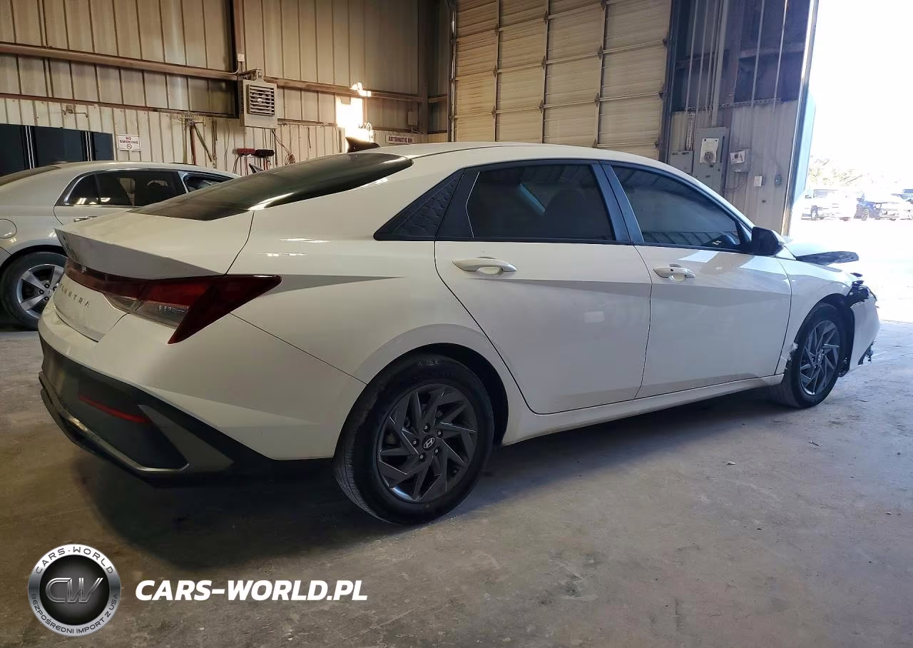 2024 Hyundai Elantra Sel VIN:KMHLM4DG7RU705380 - 3