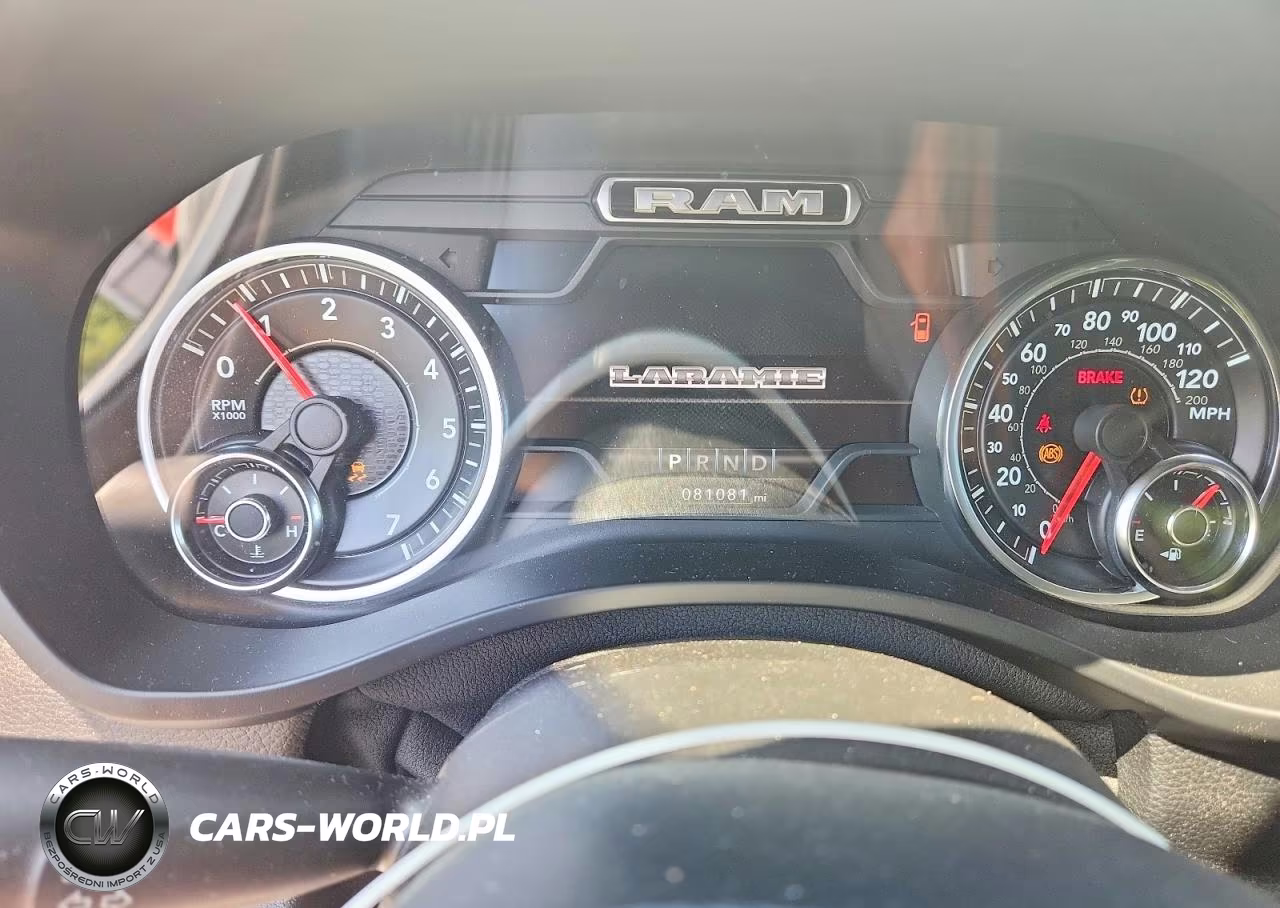 2021 Ram 1500 Laramie VIN:1C6SRFJT6MN785067 - 9
