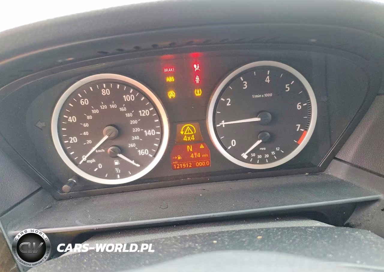 2007 BMW 530 Xi VIN:WBANF73587CU23614 - 9