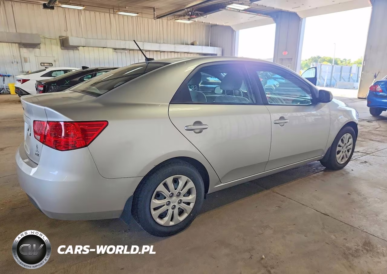 2013 Kia Forte Ex VIN:KNAFU4A20D5645517 - 3