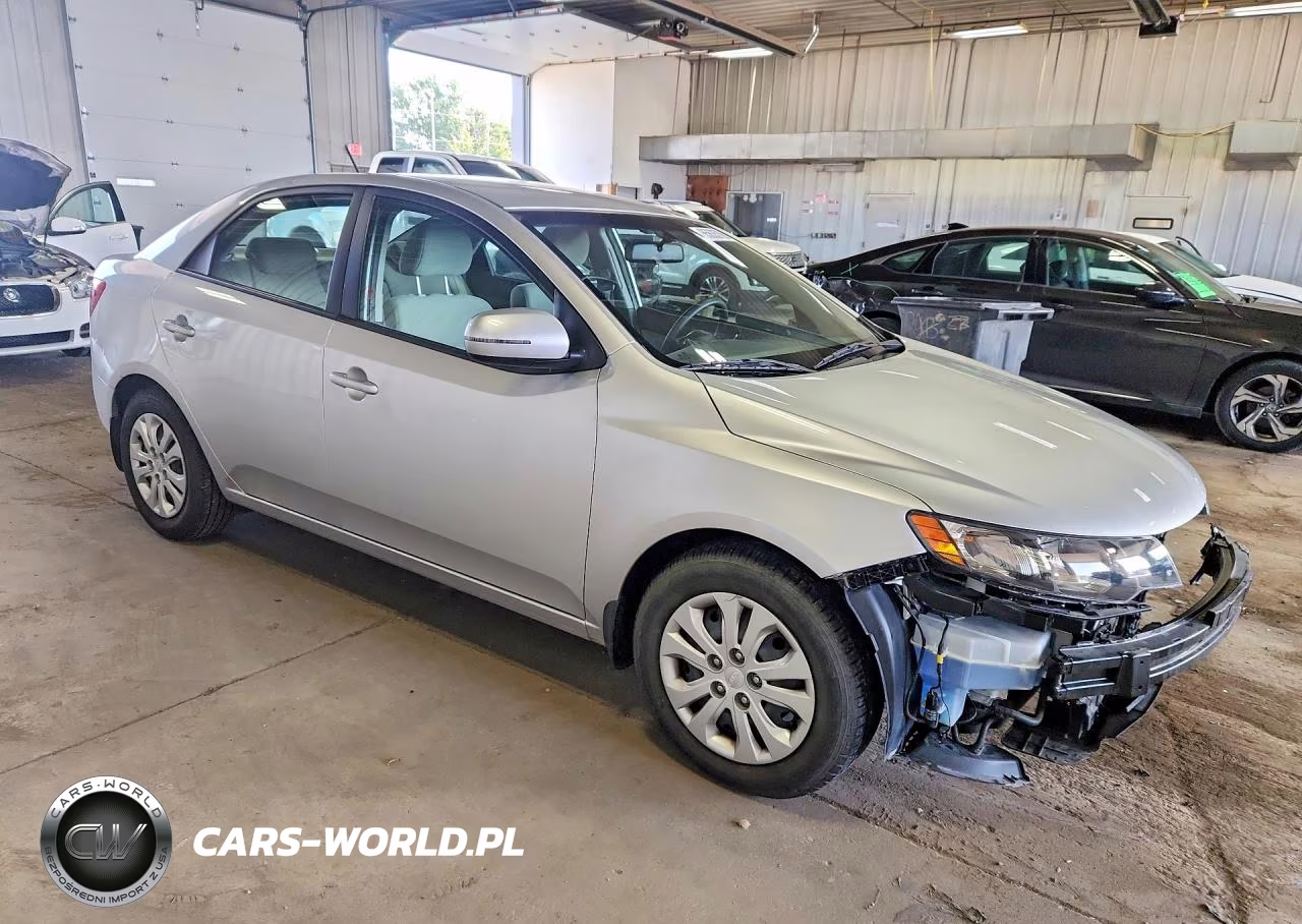 2013 Kia Forte Ex VIN:KNAFU4A20D5645517 - 4