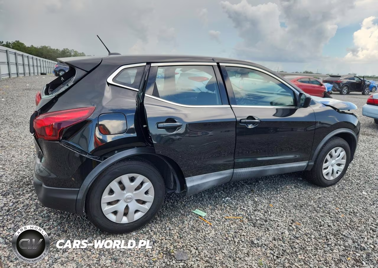2019 Nissan Rogue Sport S VIN:JN1BJ1CP6KW523546 - 3