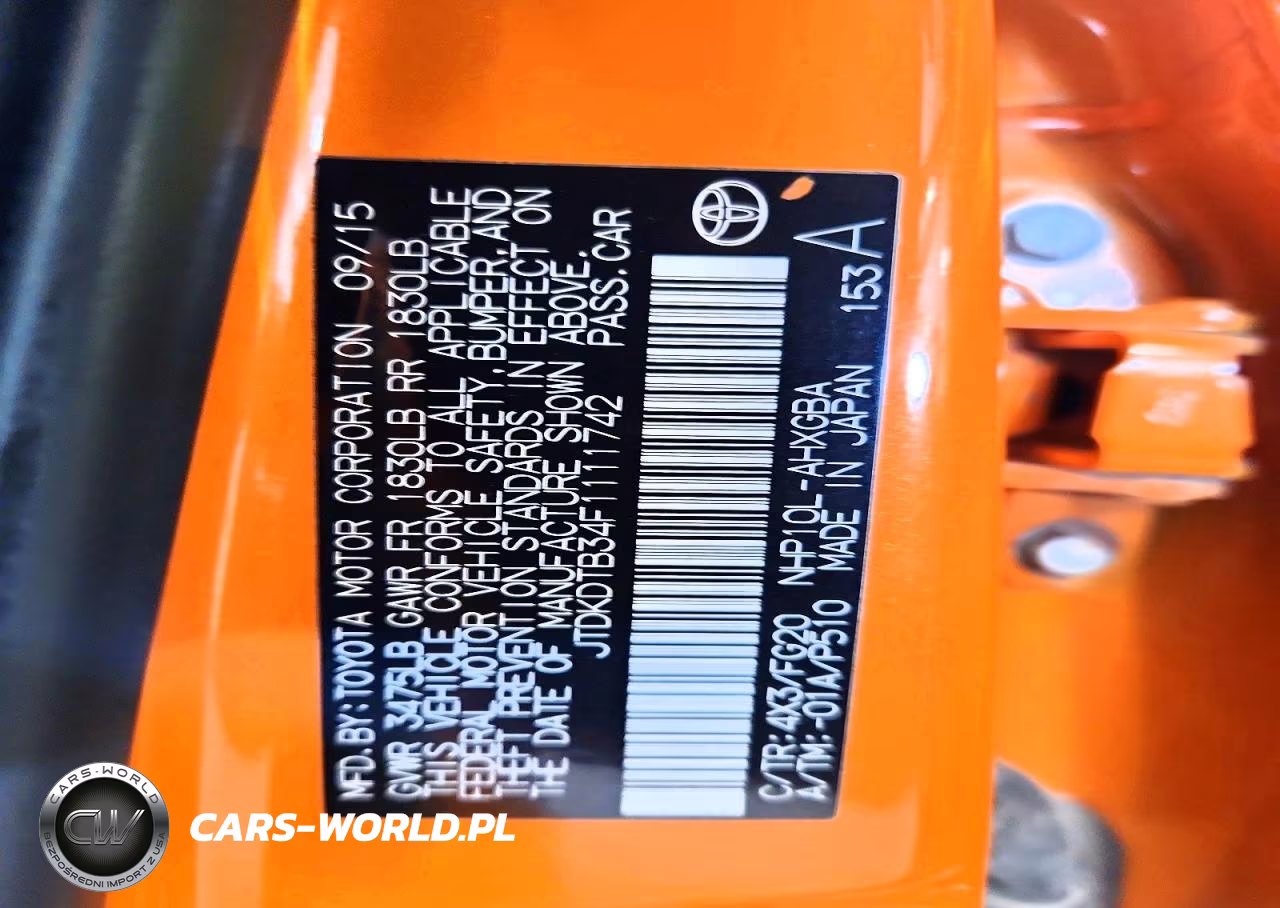 2015 Toyota Prius C Three VIN:JTDKDTB34F1111742 - 12