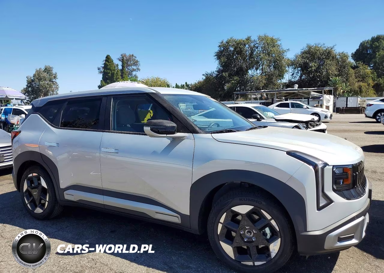 2027 Kia Seltos S VIN:KNDEL3D33V7015111 - 4