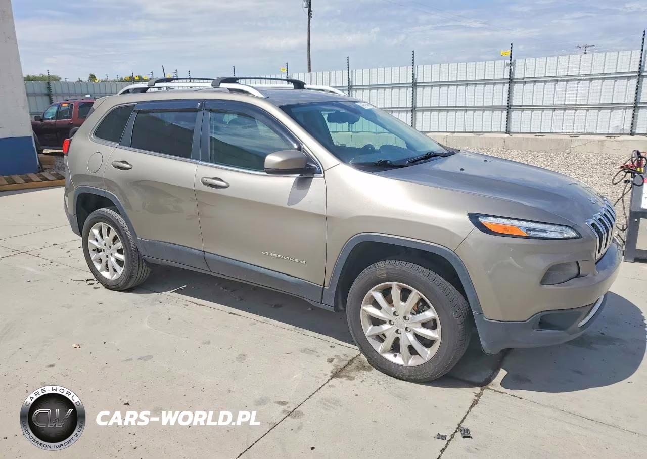 2017 Jeep Cherokee Limited VIN:1C4PJMDBXHW557635 - 4