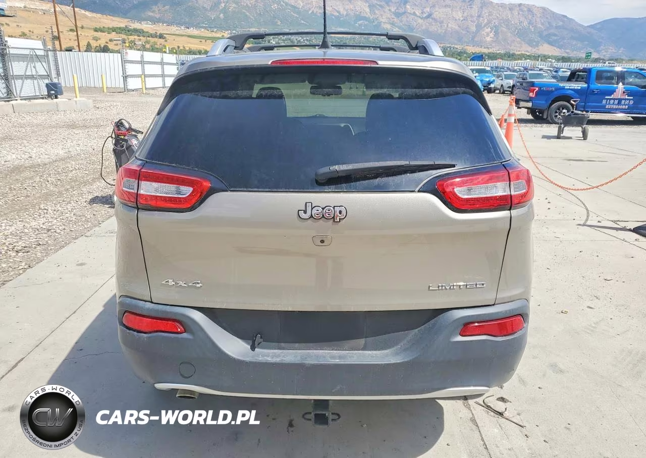 2017 Jeep Cherokee Limited VIN:1C4PJMDBXHW557635 - 6