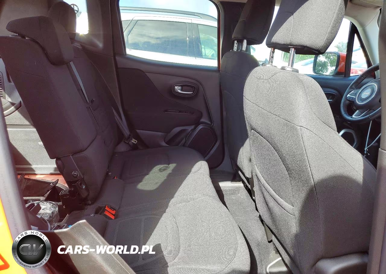 2021 Jeep Renegade Latitude VIN:ZACNJDBB2MPM44874 - 11