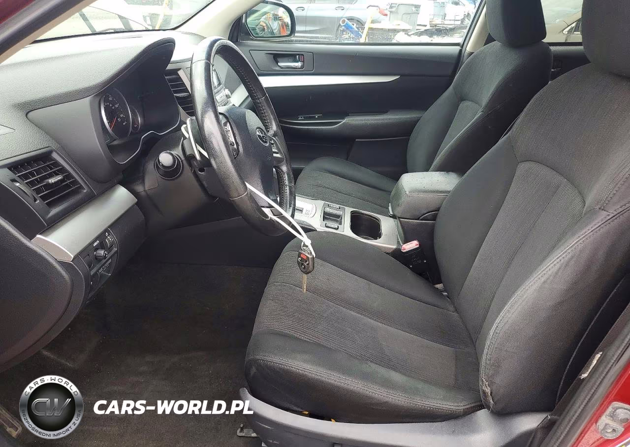 2013 Subaru Outback 2.5I Premium VIN:4S4BRBCC1D3299790 - 7