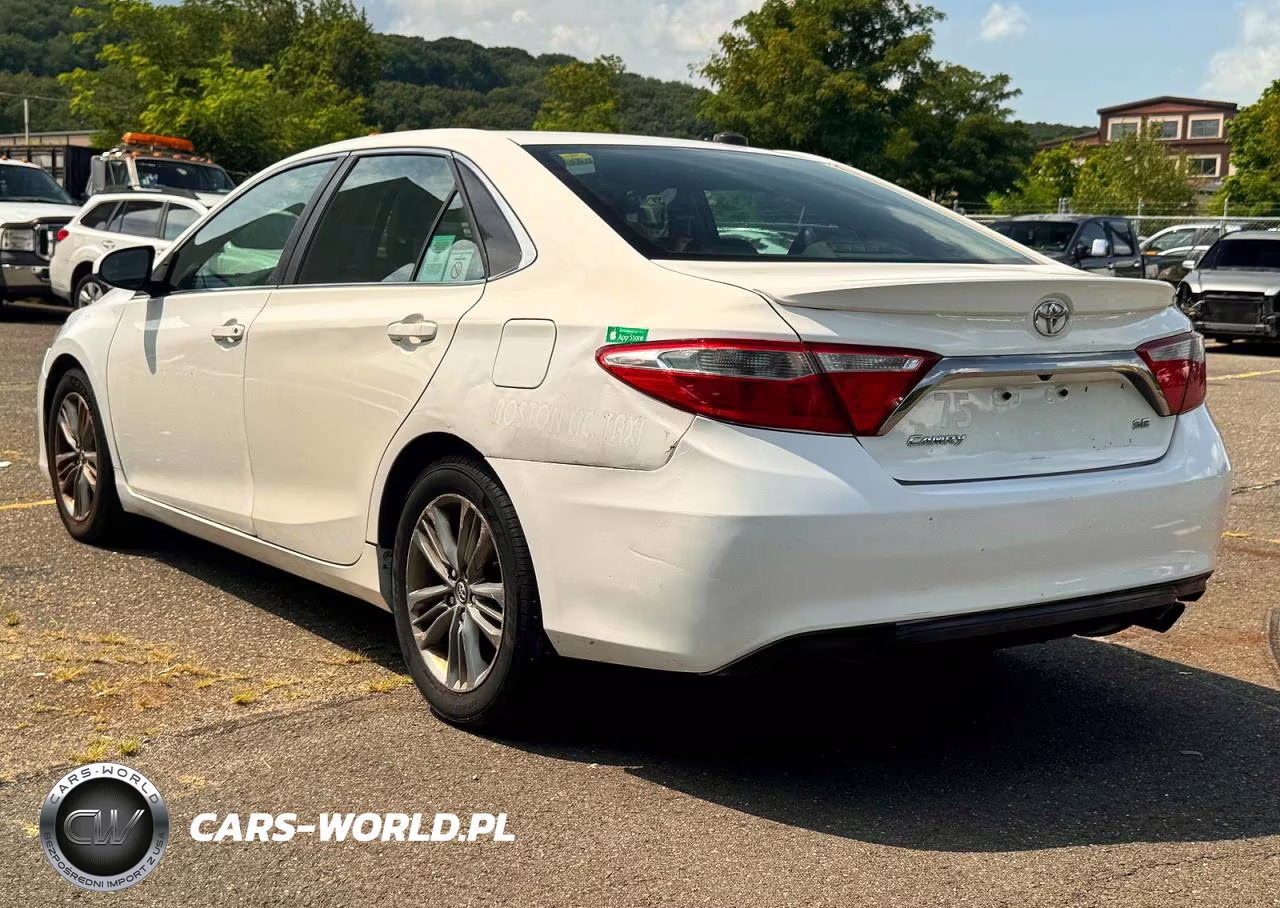 2016 Toyota Camry Se VIN:4T1BF1FK9GU209774 - 3