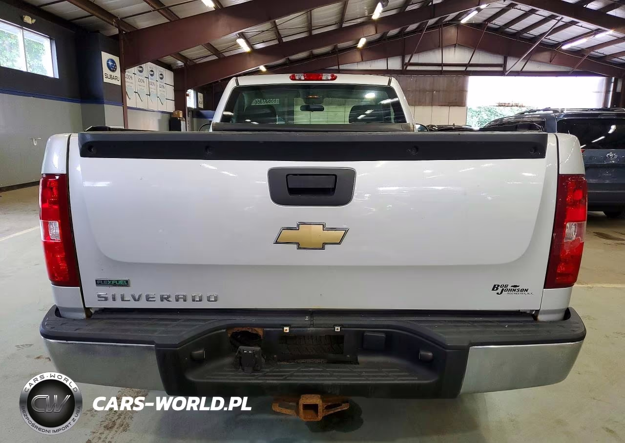 2011 Chevrolet Silverado K1500 VIN:1GCNKPE06BF115767 - 6